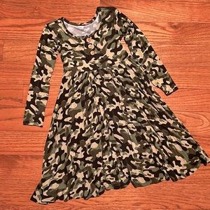 Posh Peanut size 5t camo dress